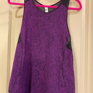 Women’s Lululemon Tank Top!